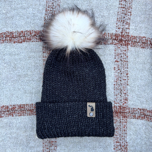 The Twisted Beanie - Black