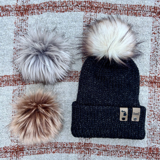 The Twisted Beanie - Black
