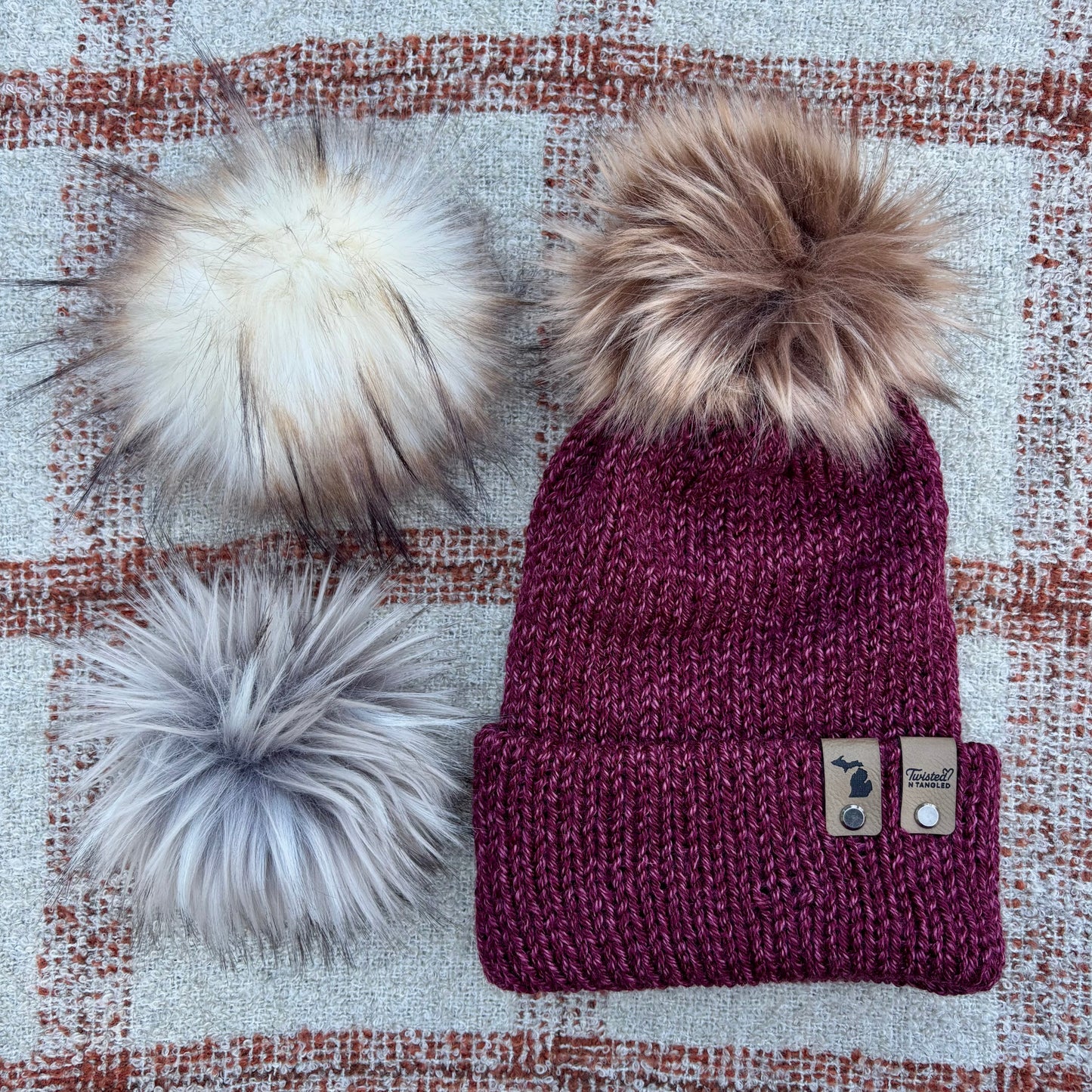 The Twisted Beanie - Burgundy