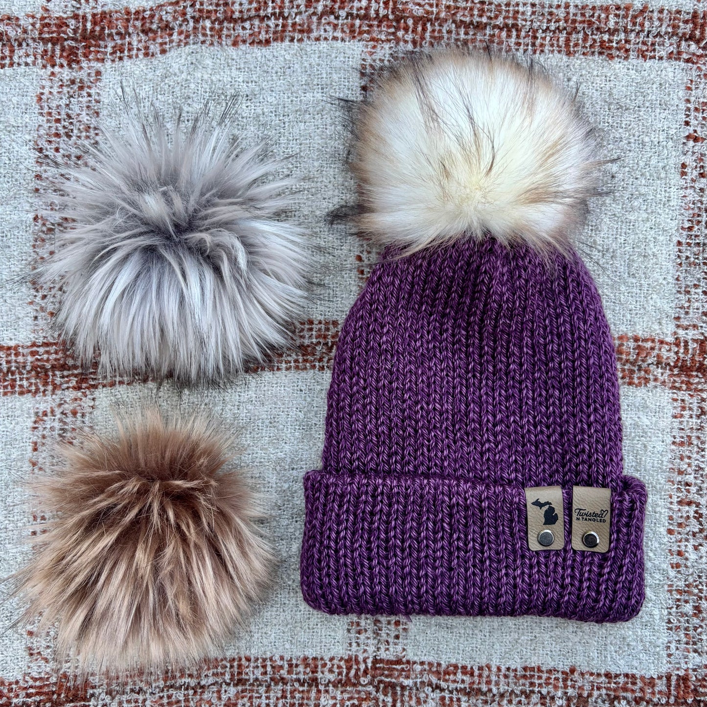 The Twisted Beanie - Plum