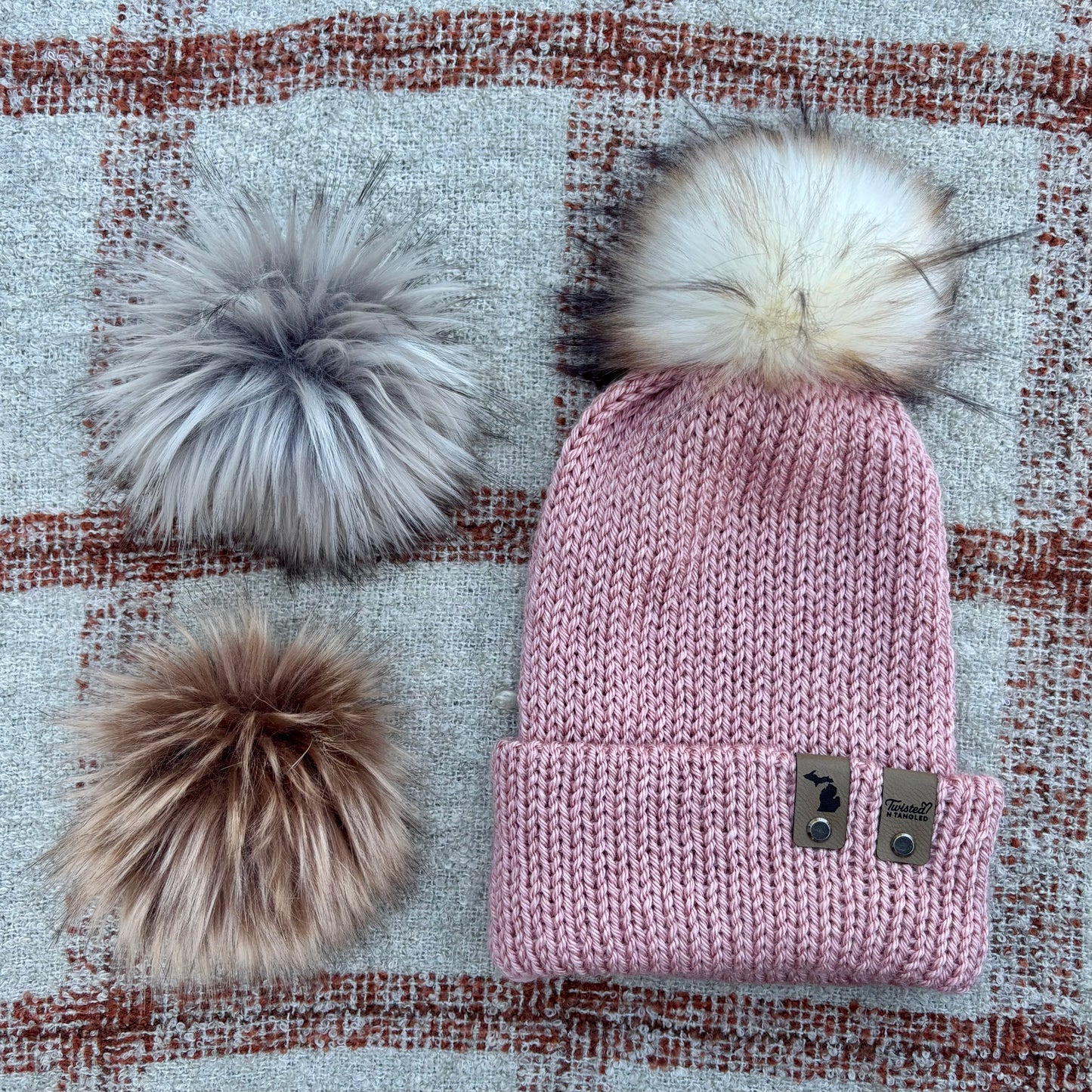 The Twisted Beanie - Blush